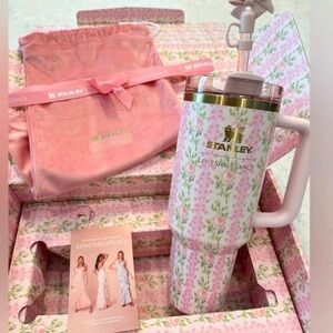 The Stanley x LoveShackFancy Quencher | 40oz | Blooming Heirloom